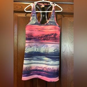 Ivivva tank size 10